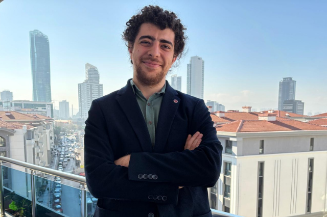 Atacan Kovan - AVUKAT