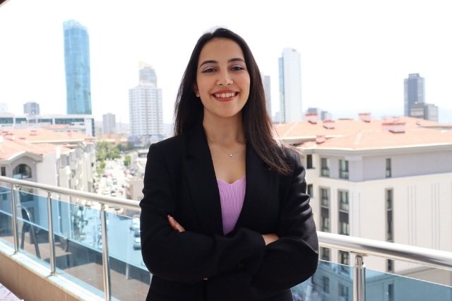 Meltem Deniz - AVUKAT